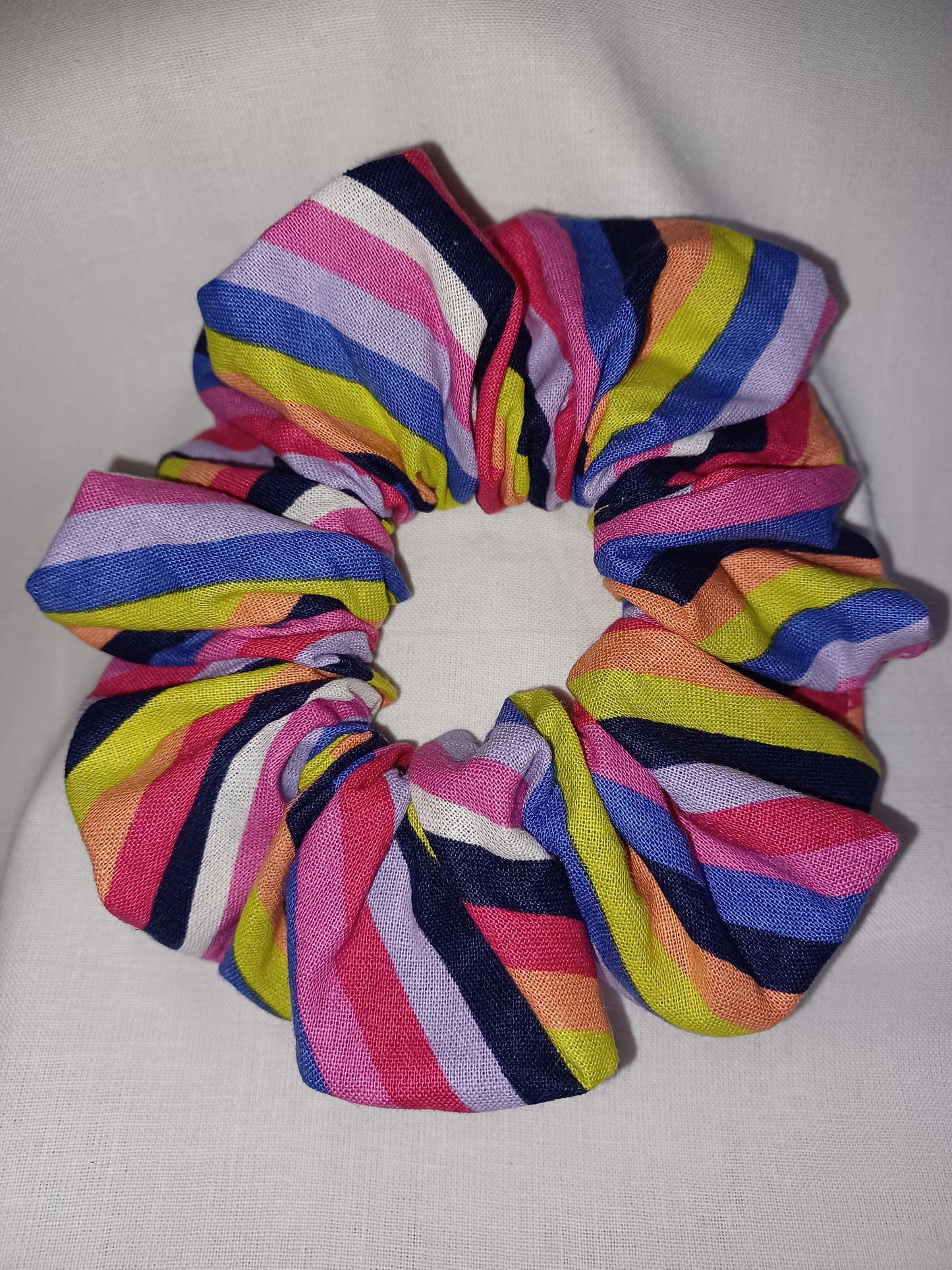 Multicoloured stripes xl scrunchie