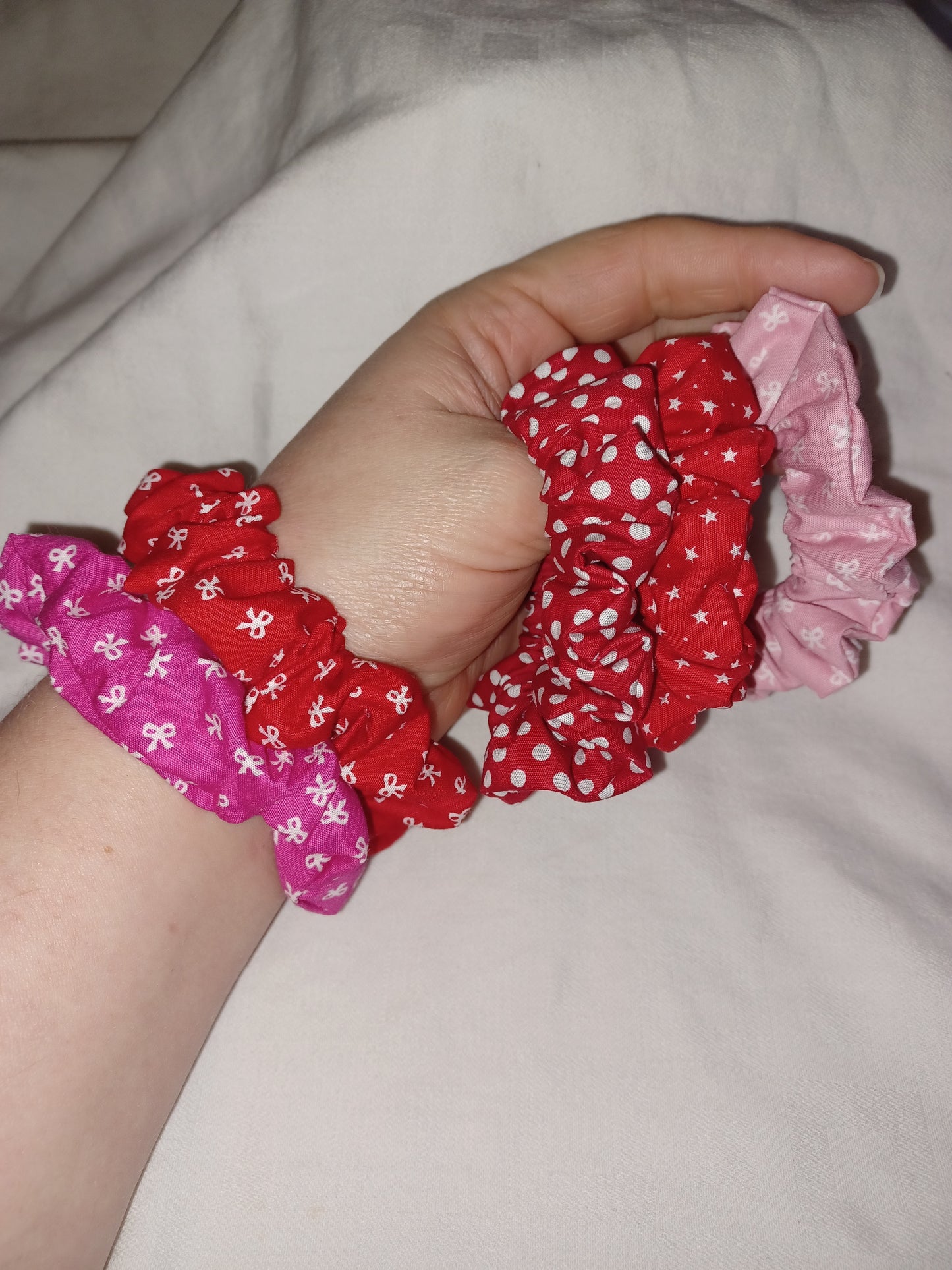 Red and pink mini scrunchie set